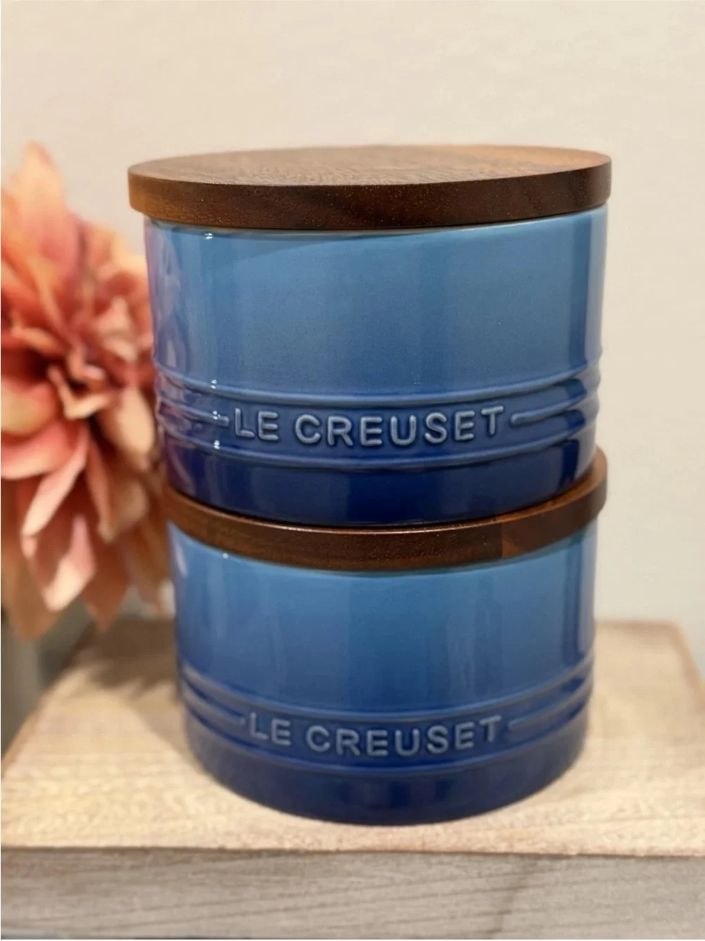 2 Le Creuset Stoneware Signature Storage Canister Wood Lid 16oz ~ AZURE BLUE